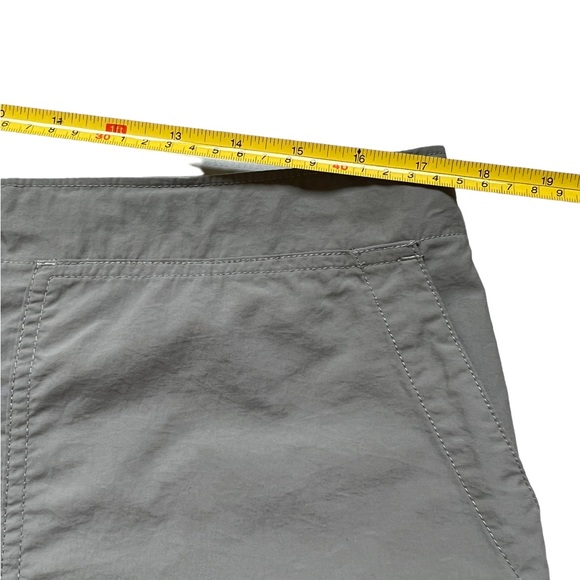 Mountain Hardwear Mens Size Large Shorts - Picture 5 of 8